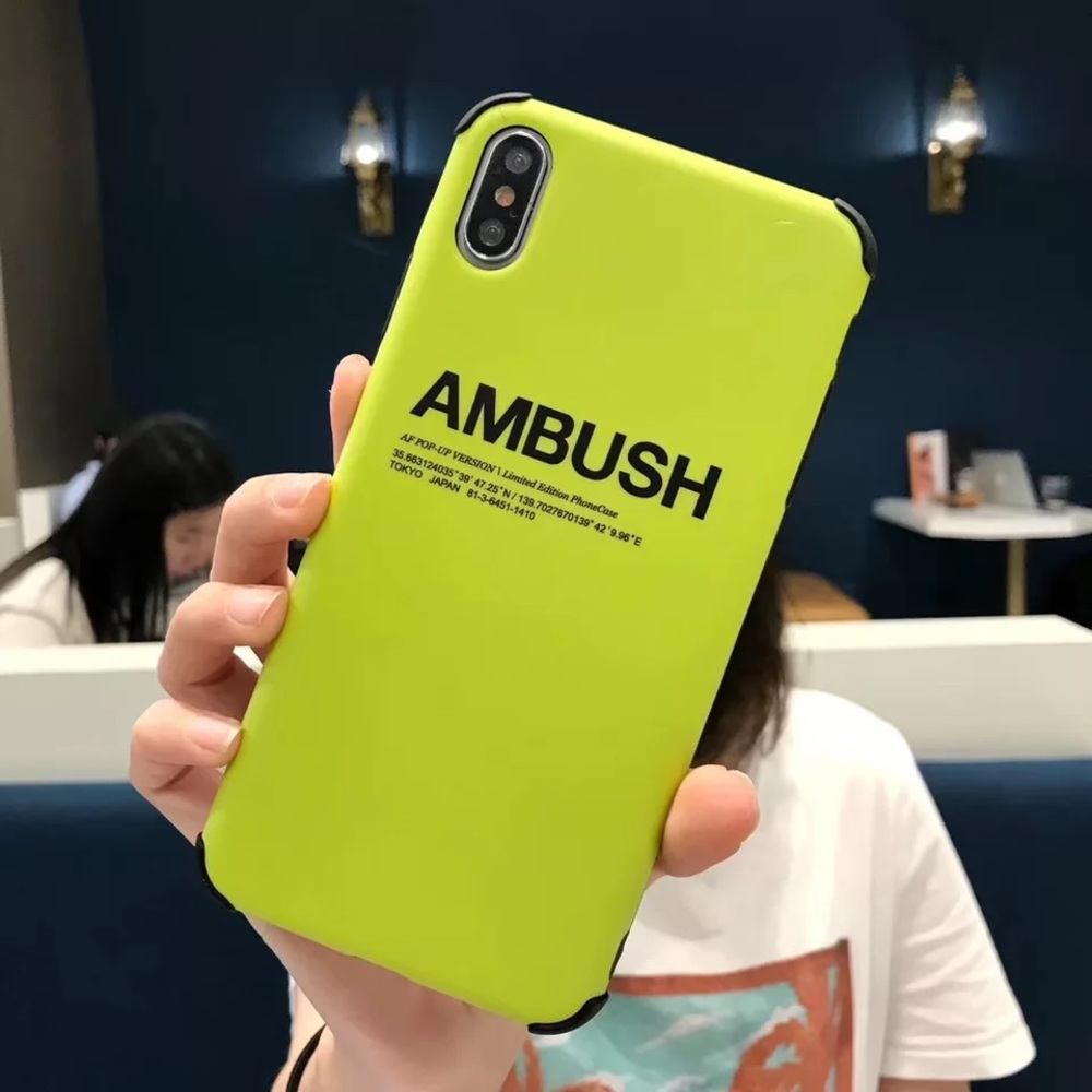 Trendy Streetwear iPhone XR case